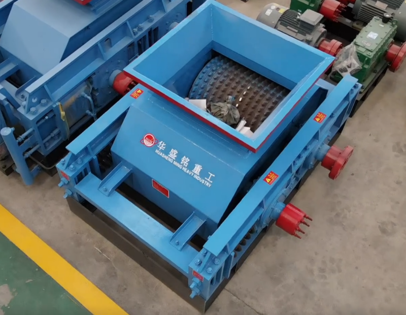 煤石雙齒輥破碎機1