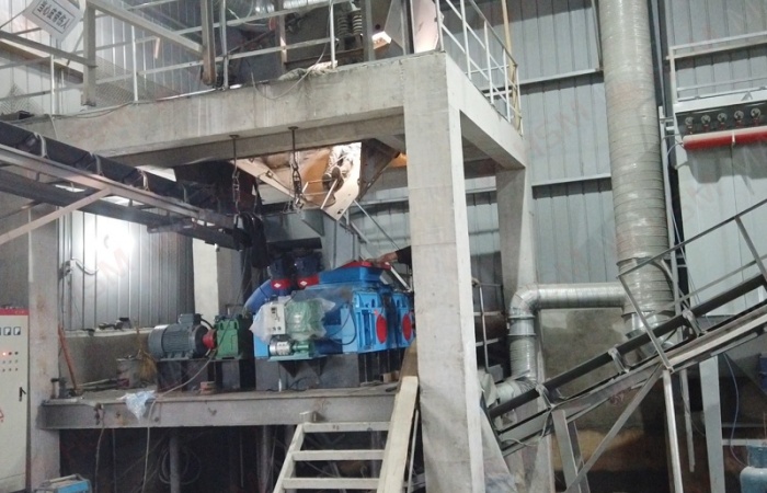 電廠爐渣破碎機生產現場